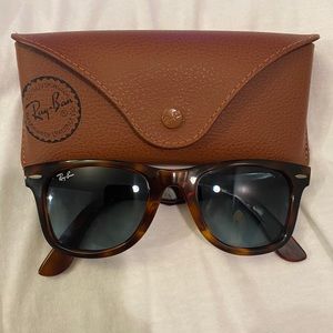 Men’s Ray Ban Wayfarer Ease